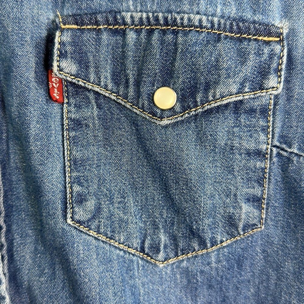 Levi's Women's Distressed Patchwork Long Sleeve D… - image 7